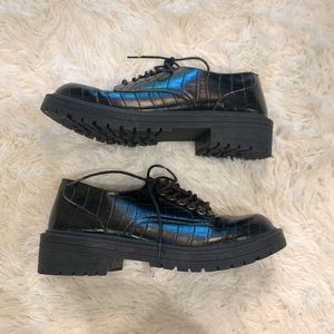 Madden Girl Black Oxford Shoes